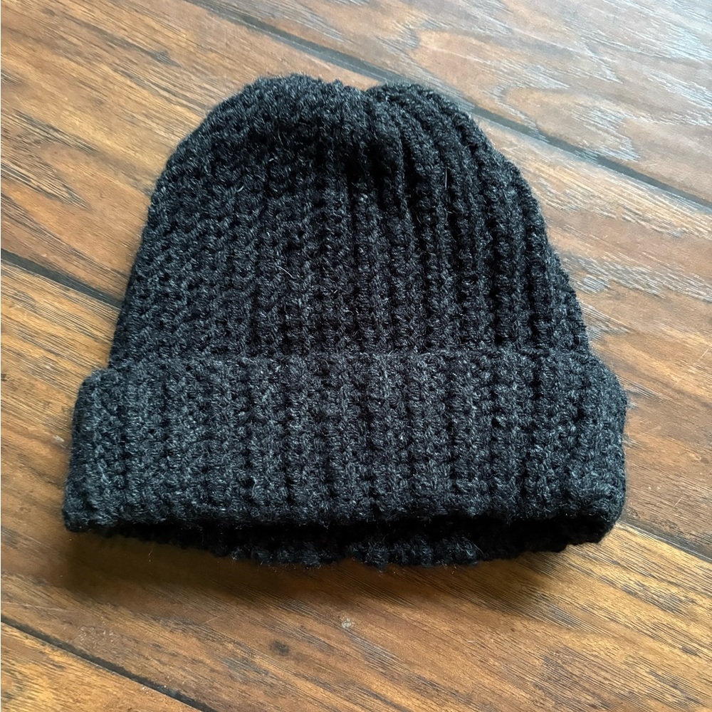 Cozy Black Knit Beanie